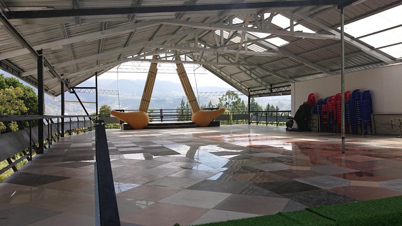 Amazing Grace Lodge Kampong Kundassan Екстериор снимка
